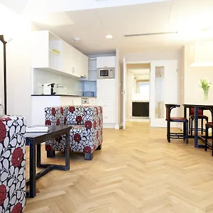 **** Hotel apartamentowy Singerstrasse 21-25 350m Next To St Stephen's Square Austria
